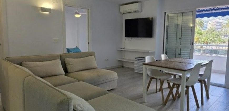 Fabuloso apartamento de 70 m² totalmente reformado y amueblado, situado en primera línea de playa en el corazón de El Racó, Cullera