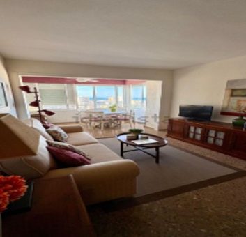 Encantador apartamento situado en El Perelló y ubicado en el 4ª planta,