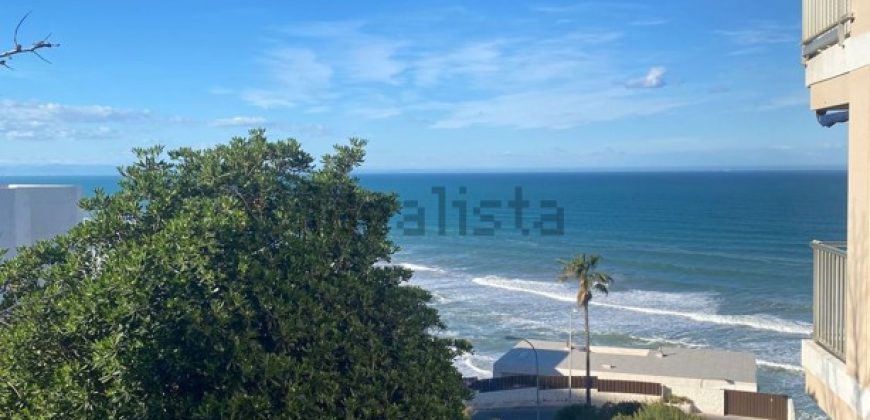 Espectacular apartamento reformado y amueblado de 2 habitaciones con vistas al mar – Faro, Cullera.