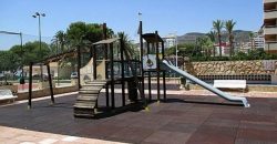 Fabuloso apartamento de 70 m² totalmente reformado y amueblado, situado en primera línea de playa en el corazón de El Racó, Cullera