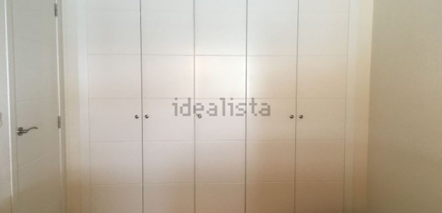 Apartamento en primera línea de playa. Ubicado en la planta 17ª en una de las urbanizaciones más exclusivas de Cullera