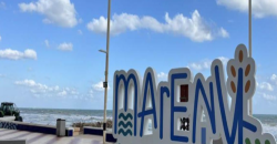 Descubre este espectacular piso en primera línea de playa, ubicado en la novena planta de una urbanización moderna con todos los servicios.