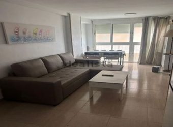 Este espectacular apartamento ubicada en la segunda planta te ofrece la vida costera que siempre has soñado.