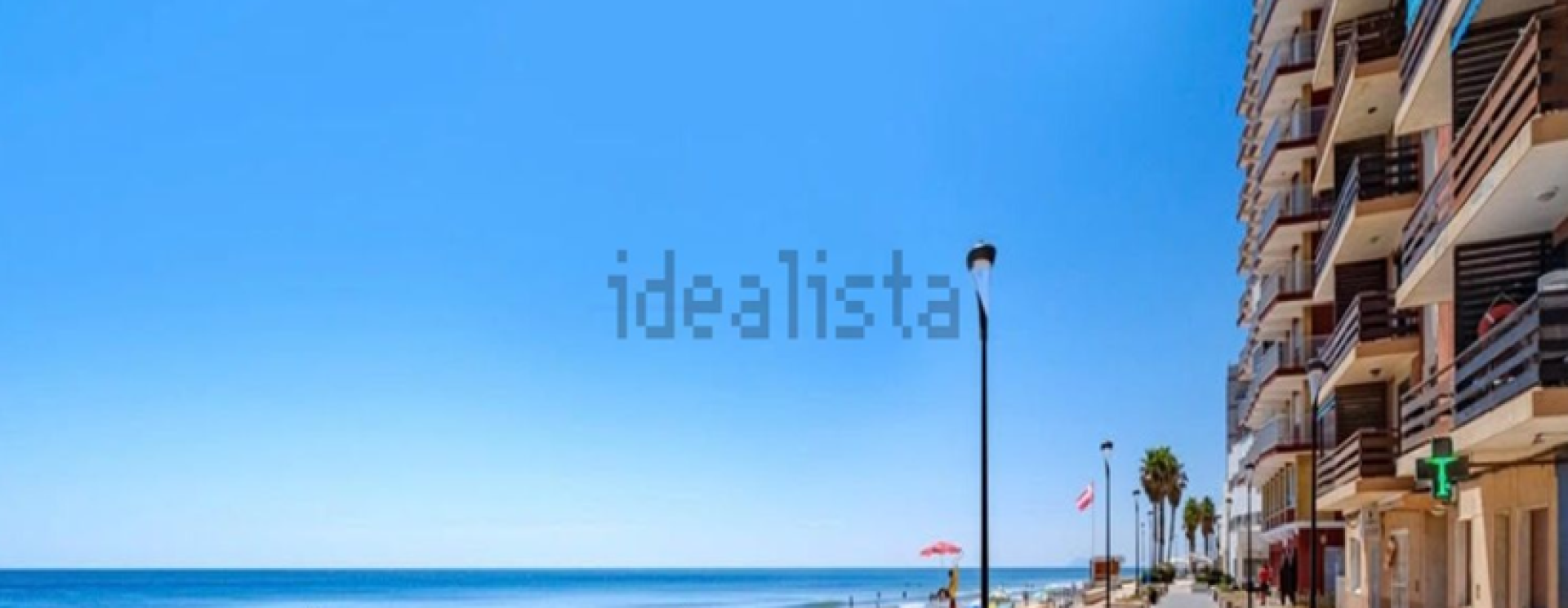 Espectacular Piso en Primera Línea de Playa – Playa de las Palmeras, sueca