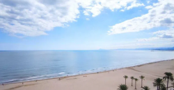 Espectacular apartamento ubicado en primera línea de playa en El Racó de Cullera