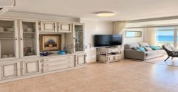 Espectacular apartamento situado en quinta planta del Edificio Edén, en primera línea de la playa del Racó de Cullera