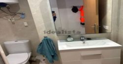 Este espectacular apartamento ubicada en la segunda planta te ofrece la vida costera que siempre has soñado.