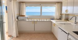 Espectacular apartamento situado en quinta planta del Edificio Edén, en primera línea de la playa del Racó de Cullera